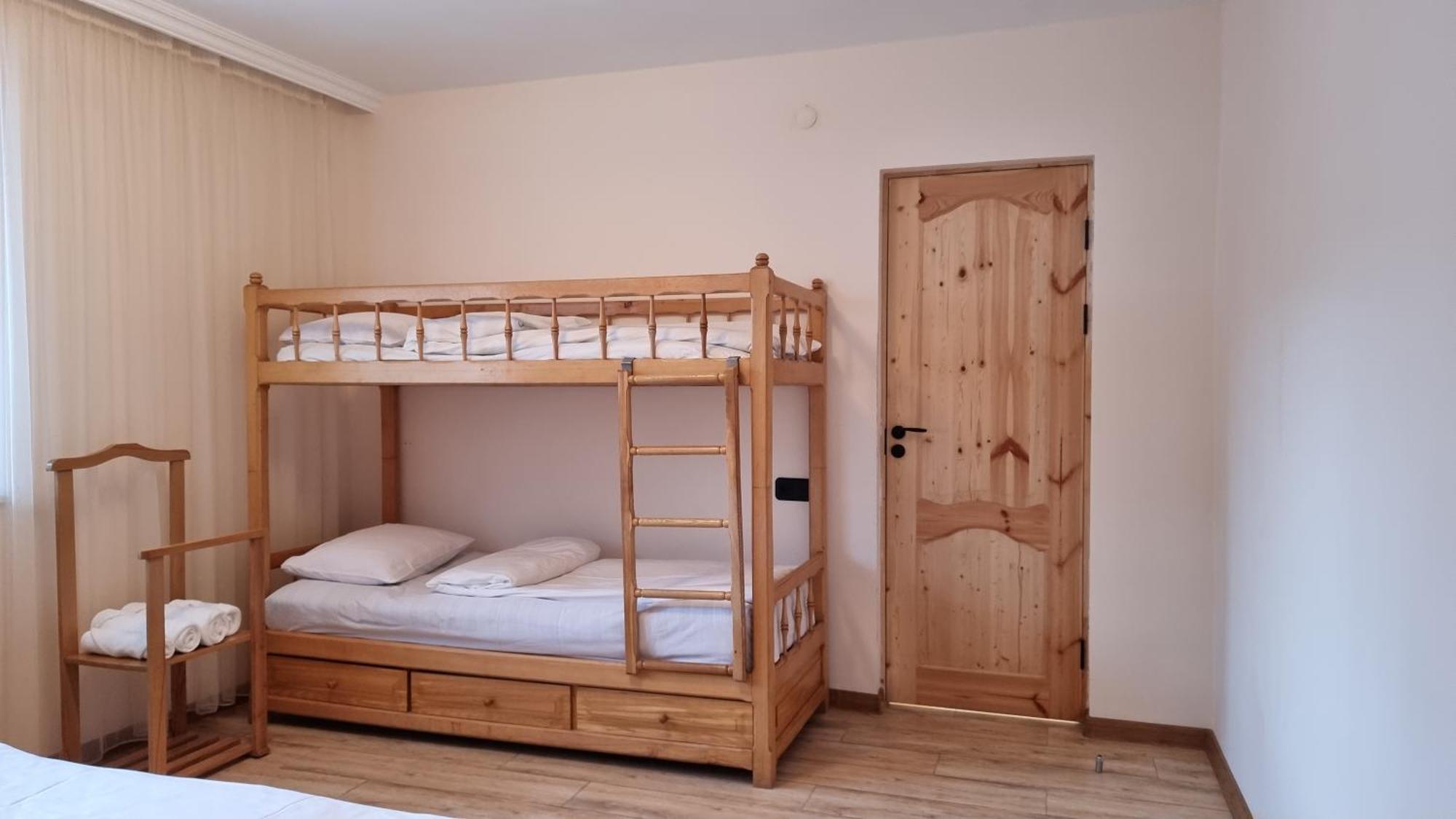 Villa Sunshine , Apartment With 4 Bedrooms,Whole Apartment, Апартмент Целиком Dilidjan Extérieur photo
